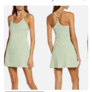 Outdoor Voices- the exercise Dress- pistachio